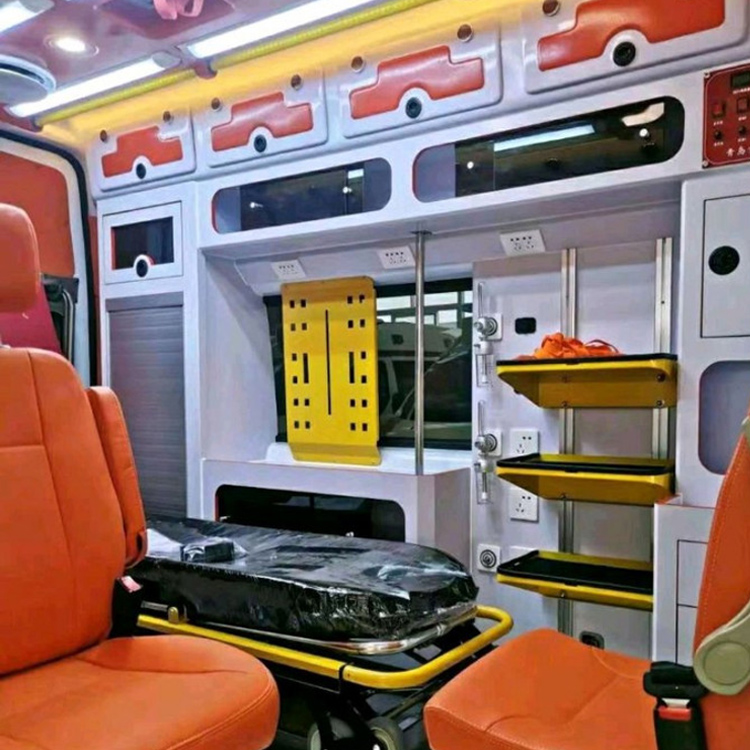 大庆长途救护车护送病人租赁价格